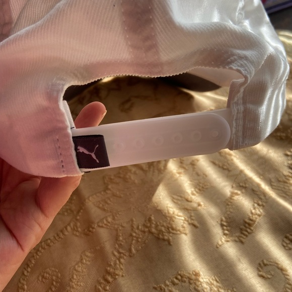 Puma White corduroy universal NWT Cap OS - Picture 3 of 6